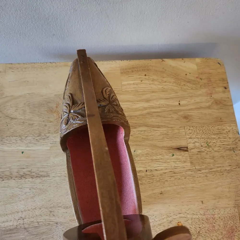 VINTAGE WOODEN WINE BOTTLE HOLDER